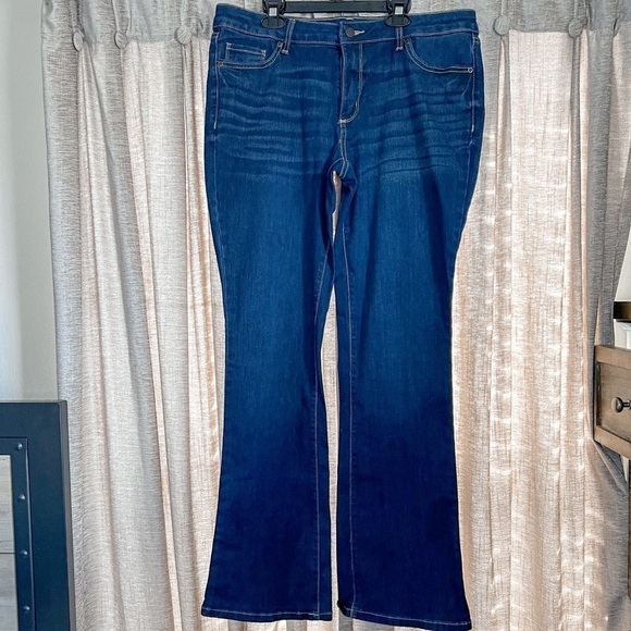 NWT Sonoma The Everyday Jean Bootcut Dark Denim Mid Rise Size 12 - Picture 1 of 12